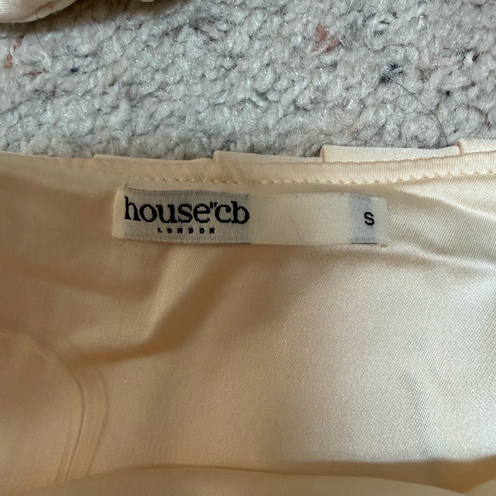 House of CB EMIRA Ivory Pleated Mini Skirt - Picture 6 of 6